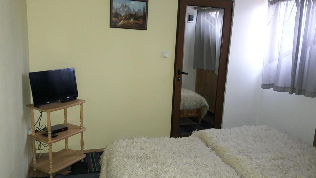 Sharkov Guest House Dolen  Extérieur photo