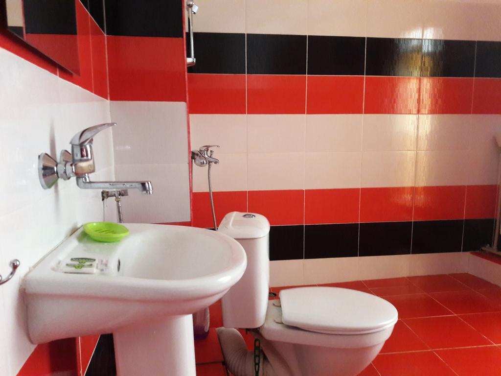 Sharkov Guest House Dolen  Extérieur photo